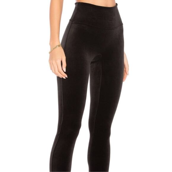 Spanx New Black Velvet Women's XS Shaping Leggings - Picture 3 of 14